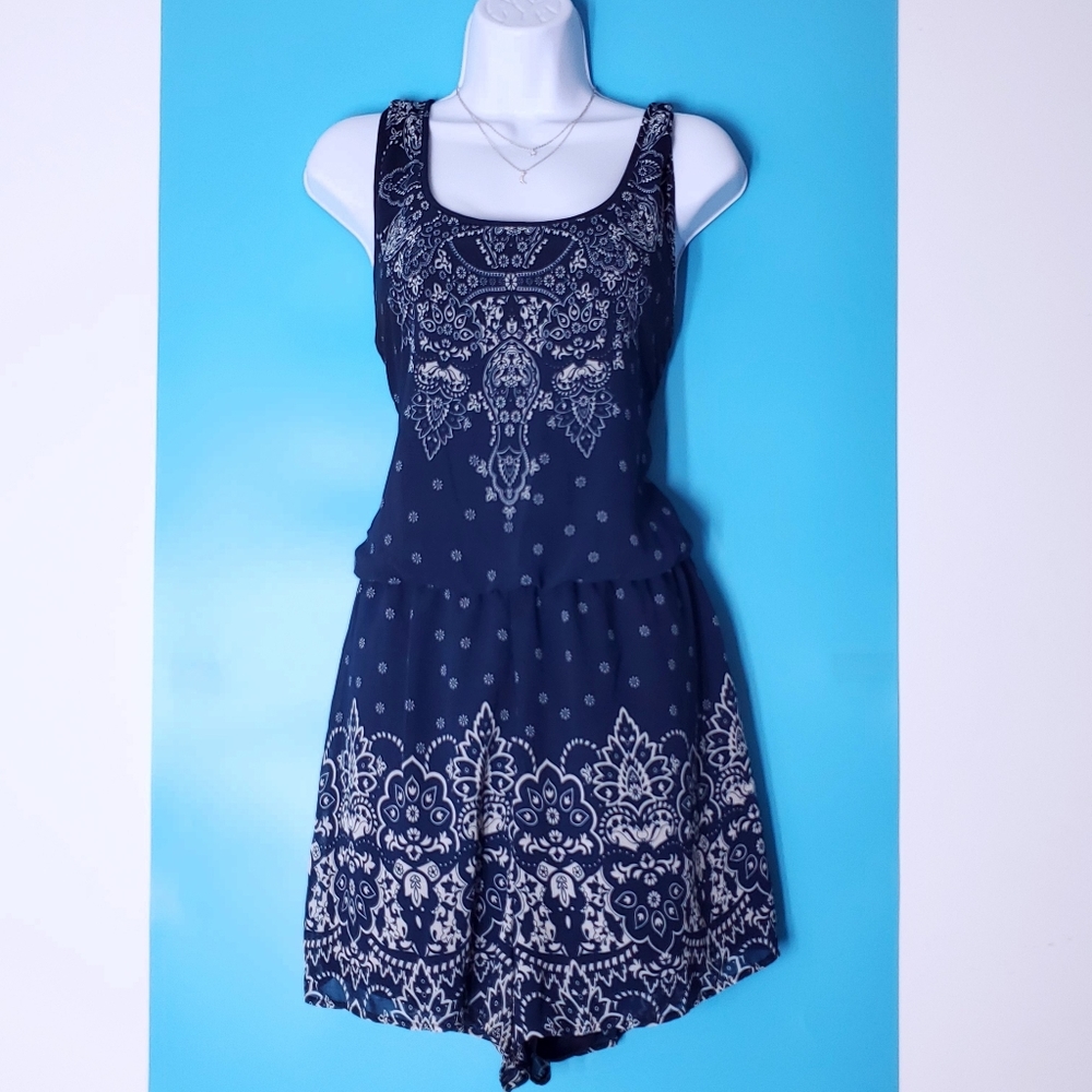 Romper xhilaration